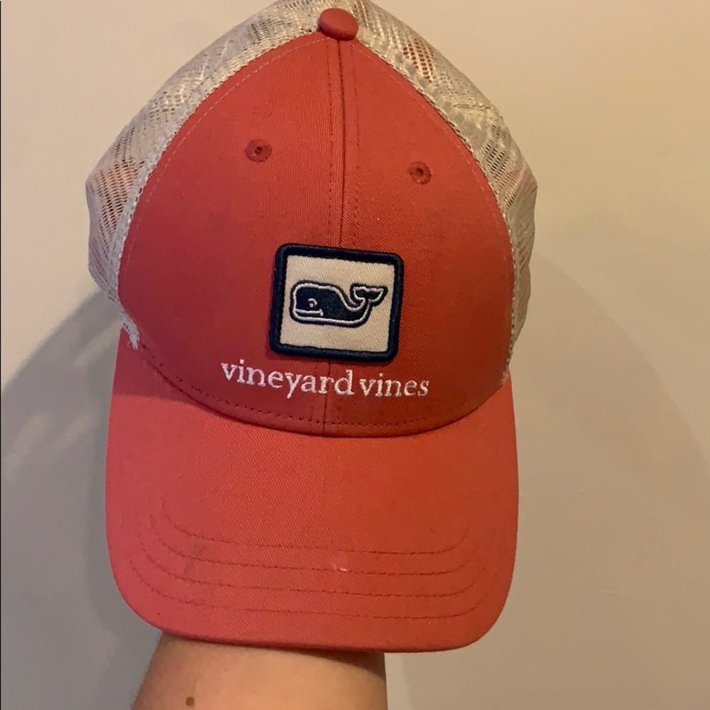 Vineyard Vines adjustable baseball hat